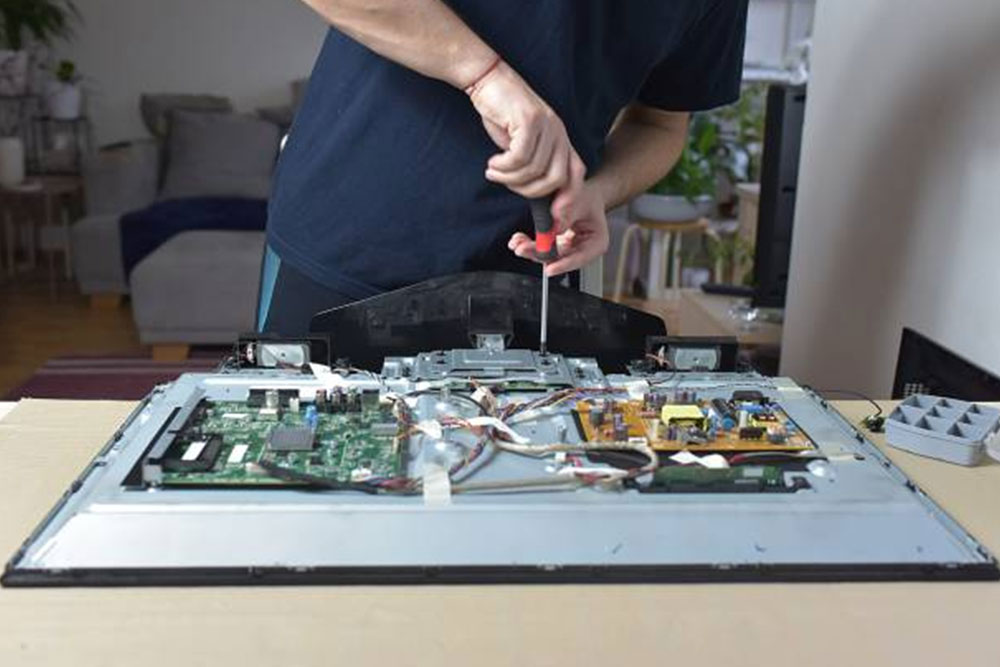LED TV